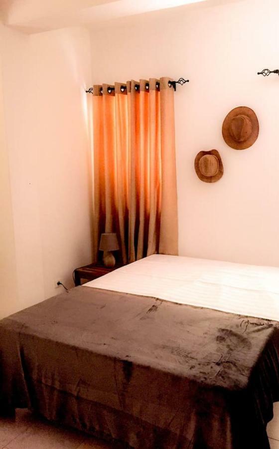 Fully Equipped 3-Bedroom Apt In Downtown Praia Exterior foto